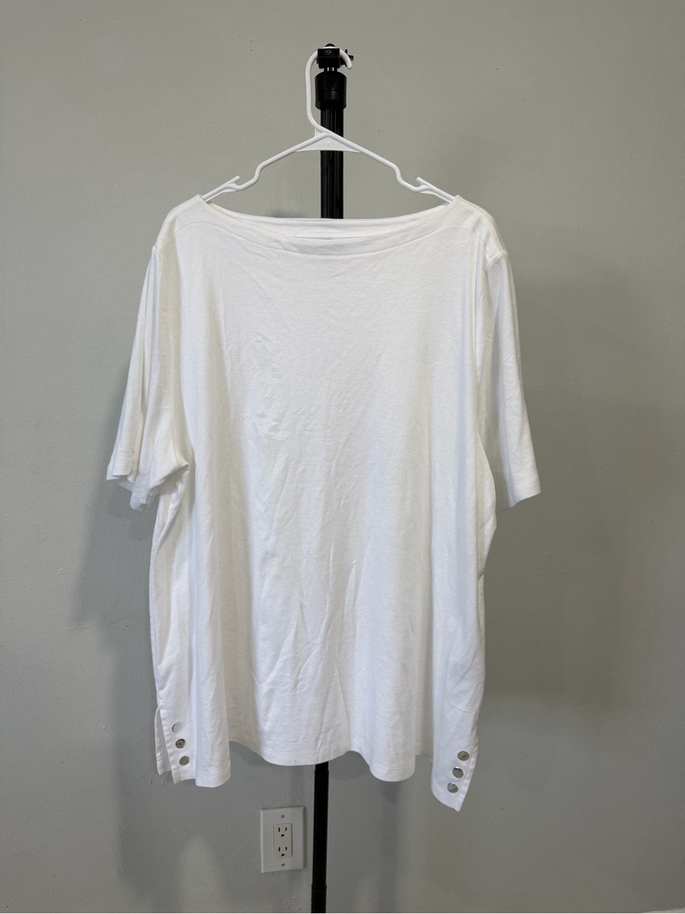 Bluson tipo suéter de tejido suave Karen Scott White Short-Sleeve Button Cuff Te